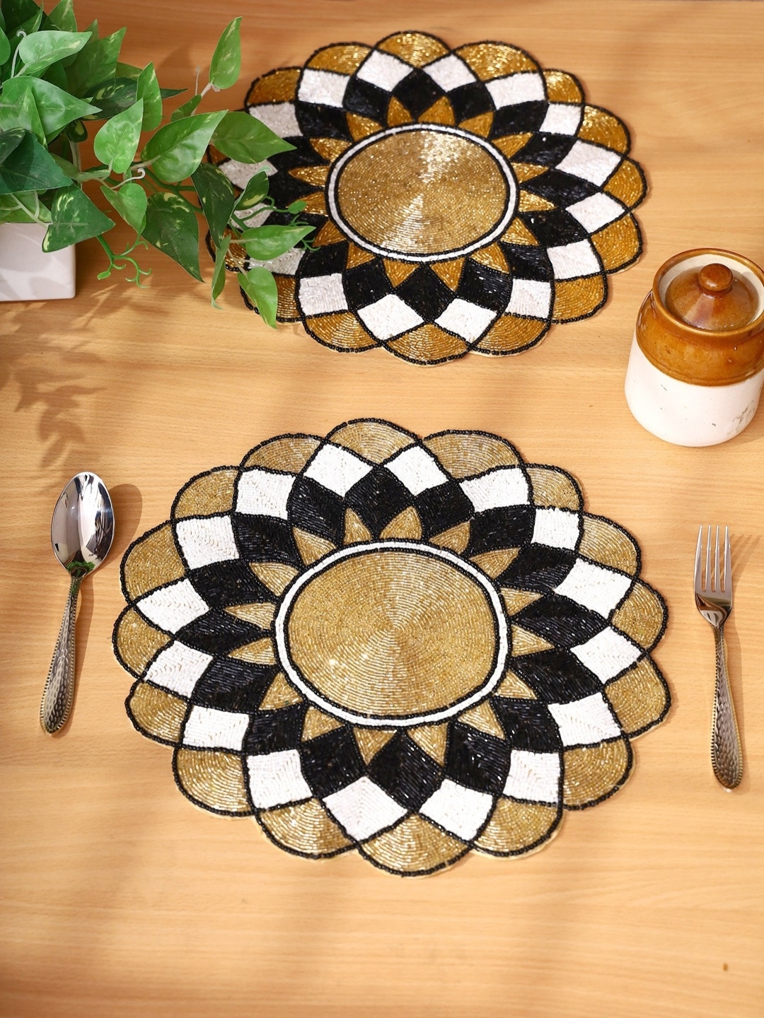 

YWULY Cream & Brown 2 Pieces Ethnic Motifs Beaded Table Placemats