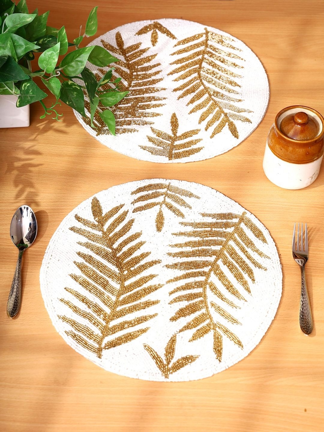 

YWULY White & Gold Toned 2 Pieces Beaded Table Placemats