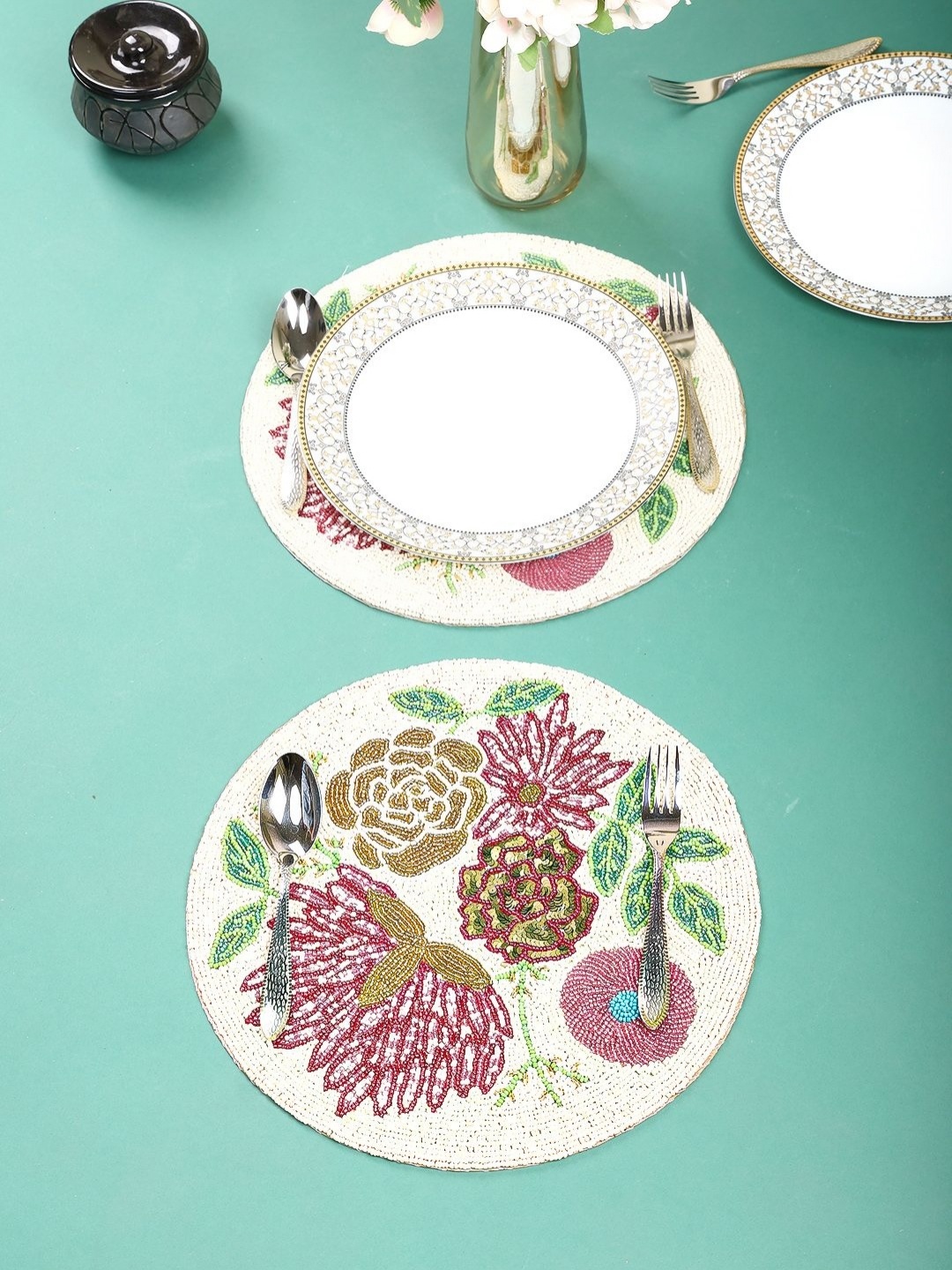 

YWULY -2Pcs White & Pink Beaded Table Placemats
