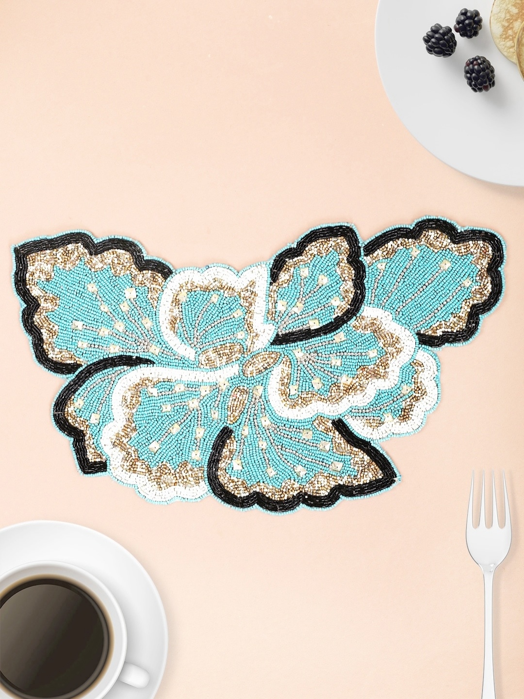 

YWULY White & Blue Floral Beaded Table Placemats