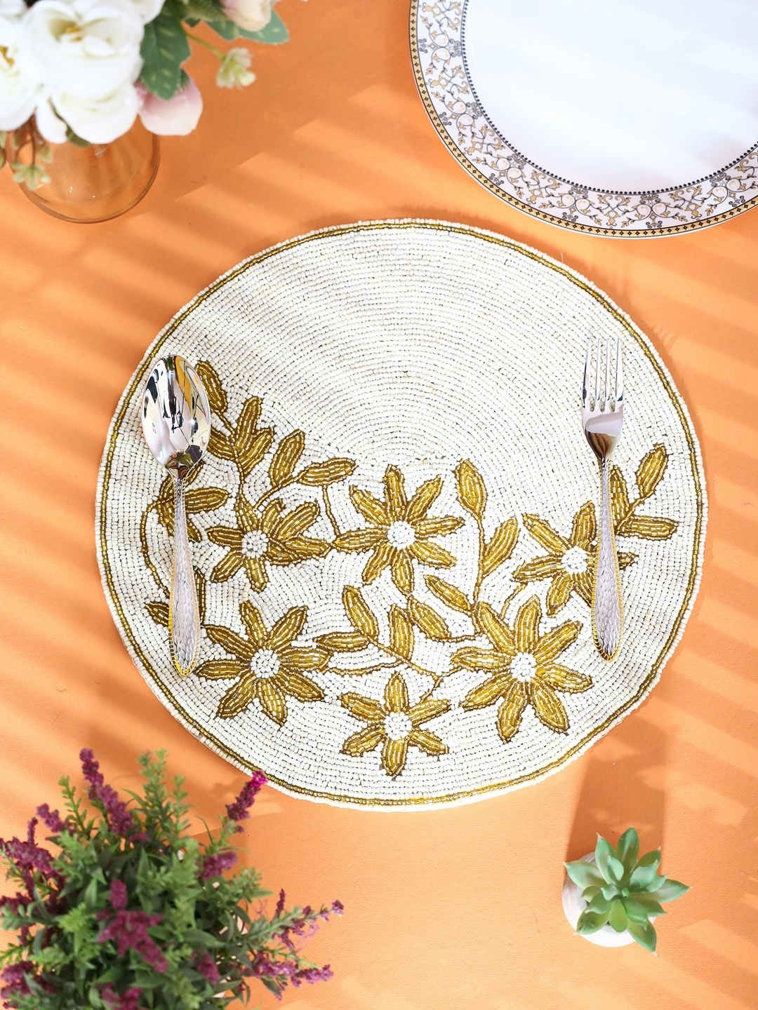 

YWULY Cream & Gold Toned Floral Beaded Table Placemats