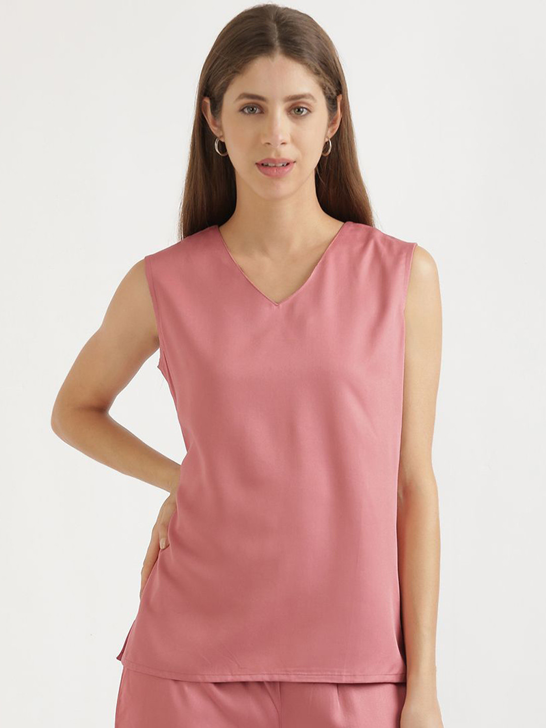 

SAADAA Women V-Neck Solid Sleeveless Top, Rose