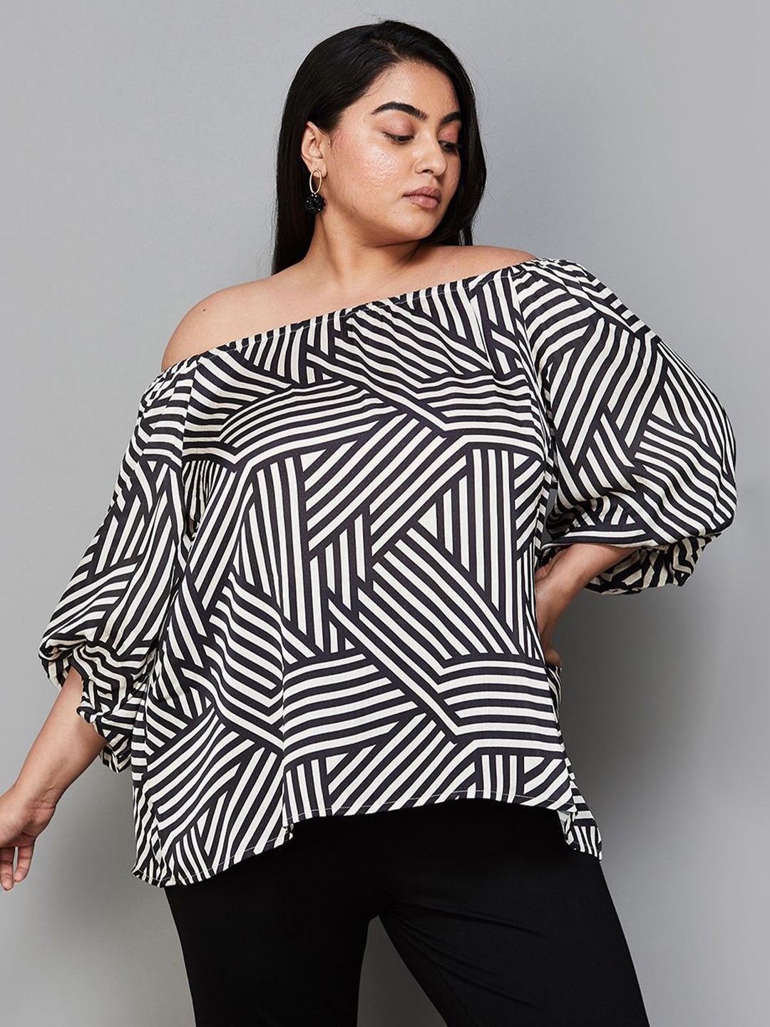 

Nexus by Lifestyle Geometric Printed One Shoulder Plus Size Top, Black