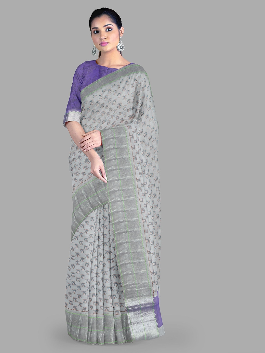 

The Chennai Silks Floral Zari Chanderi Saree, Silver