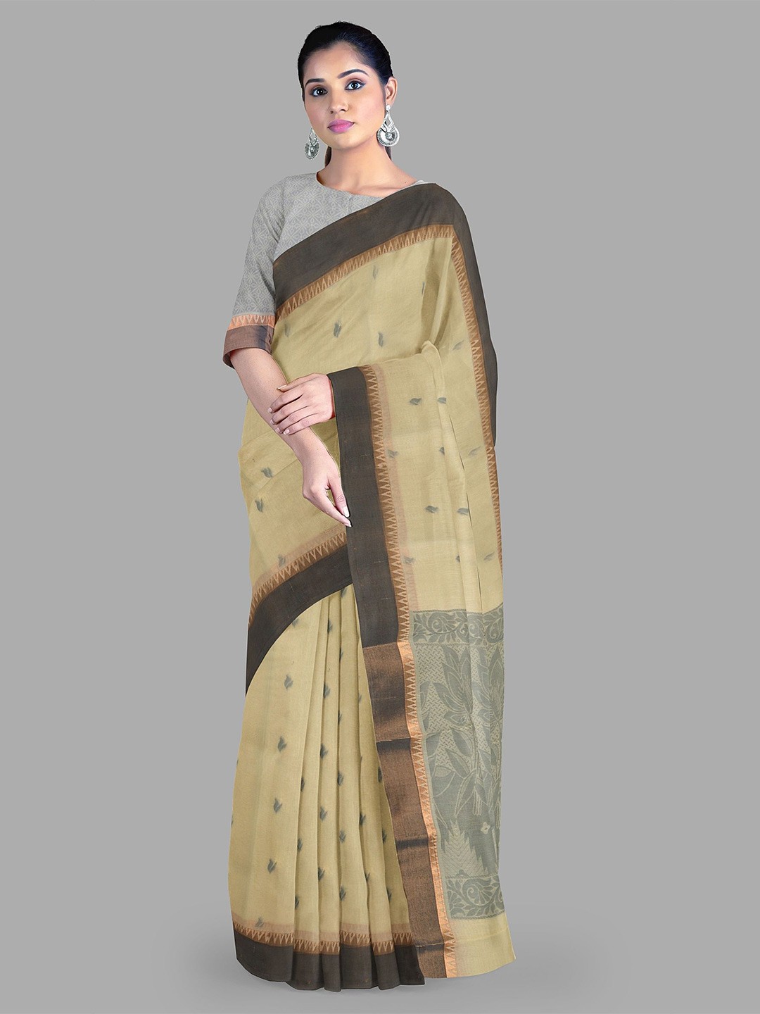 

The Chennai Silks Woven Design Zari Maheshwari Saree, Cream