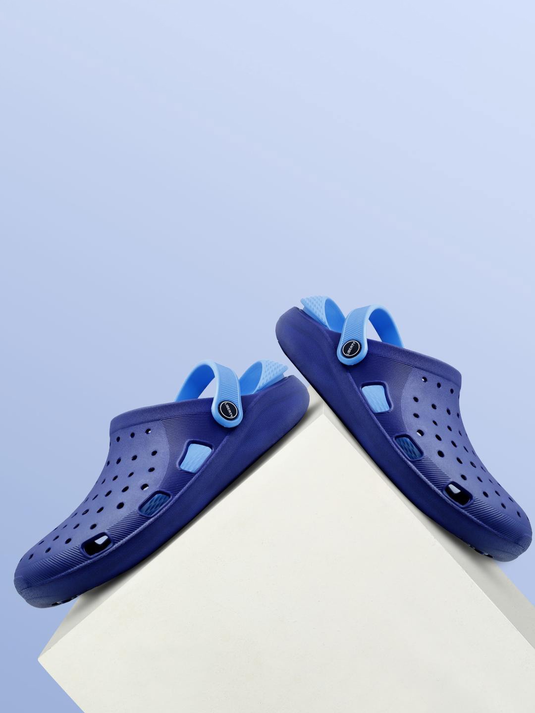 

Liberty Men Clogs, Navy blue
