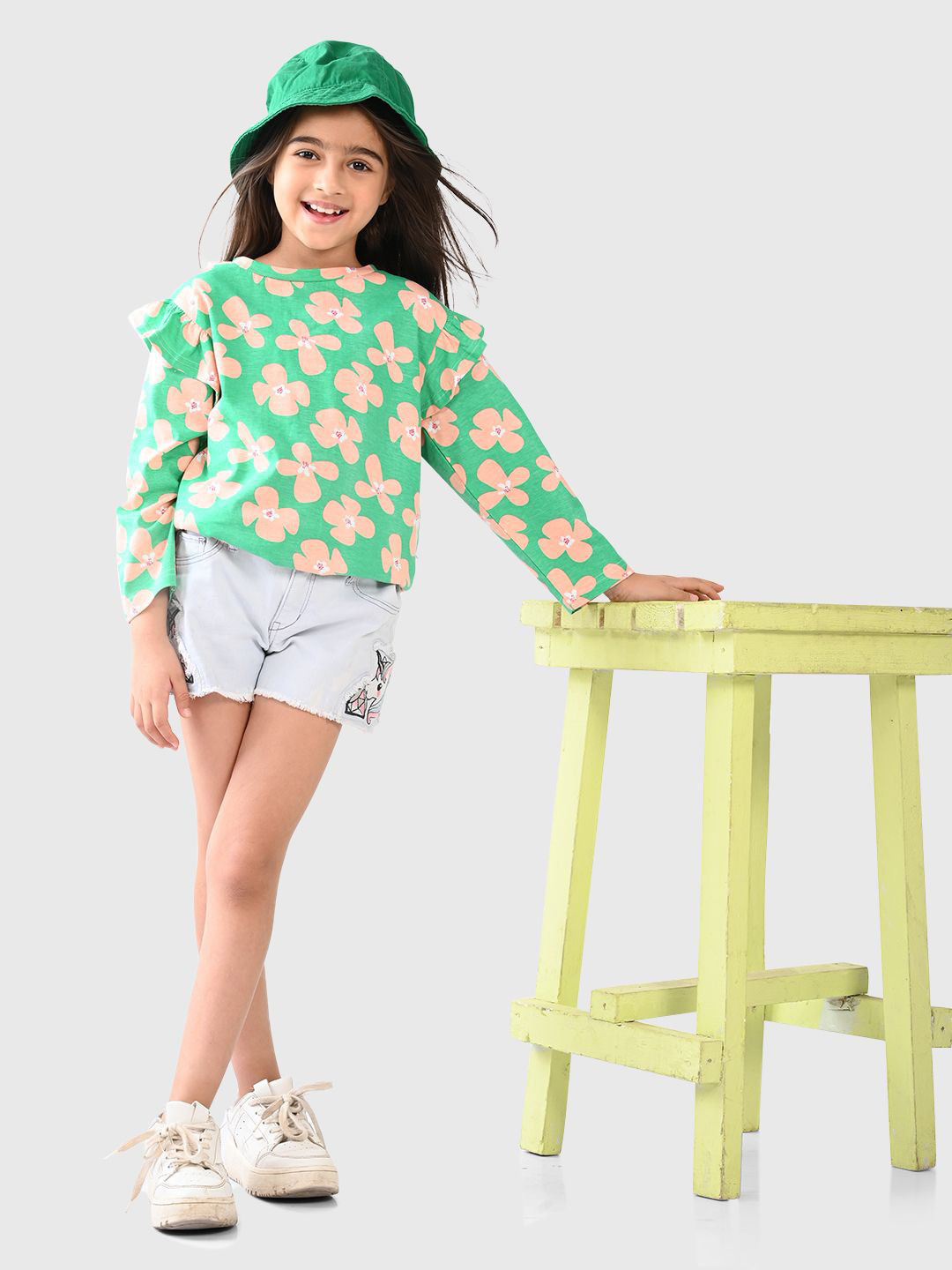 

BONKIDS Girls Floral Printed T-shirt, Green