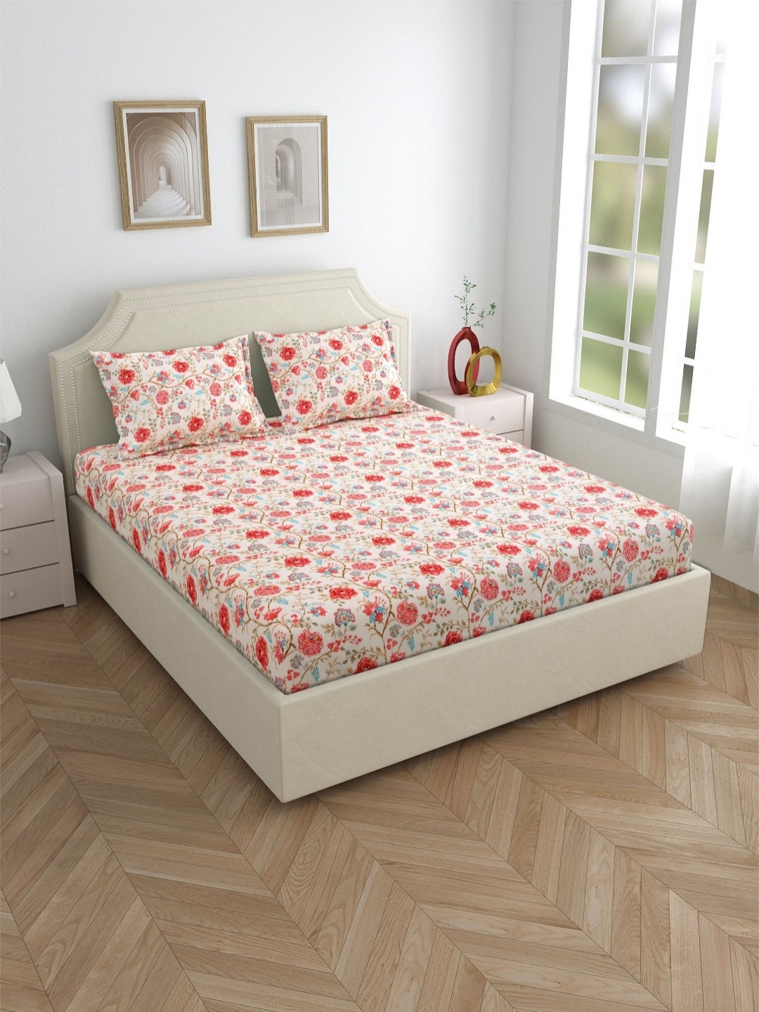 

Salona Bichona Pink & White Floral Cotton 120 TC King Bedsheet With 2 Pillow Covers