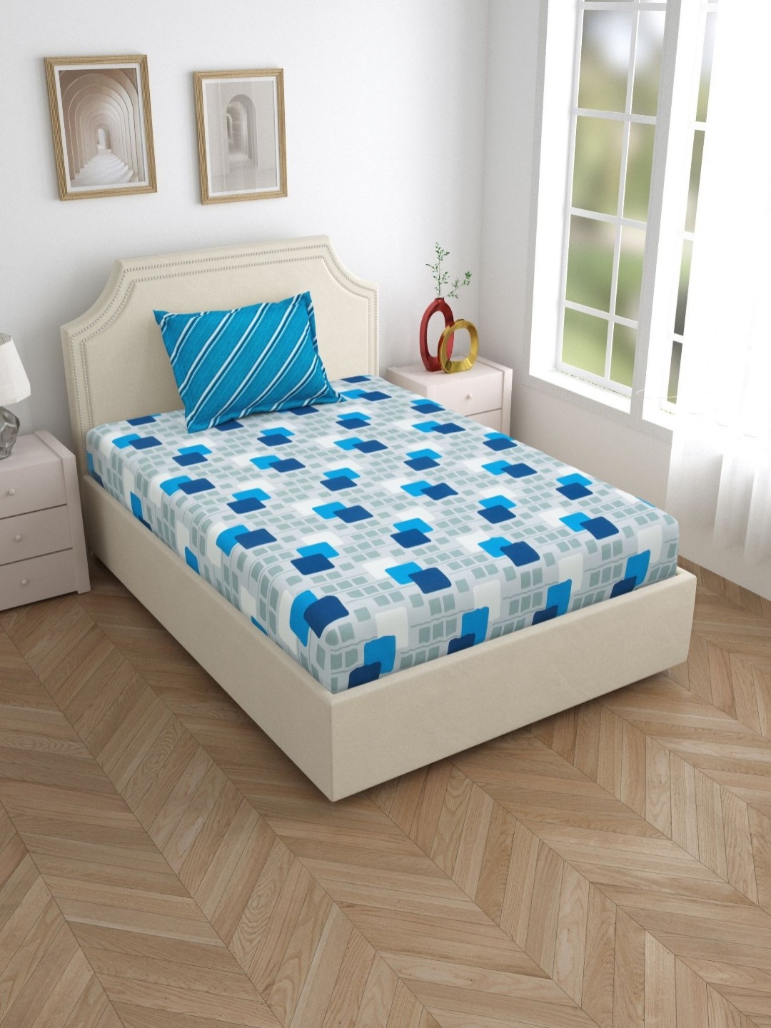 

Salona Bichona Blue Geometric Printed Cotton 120 TC Single Bedsheet With Pillow Cover