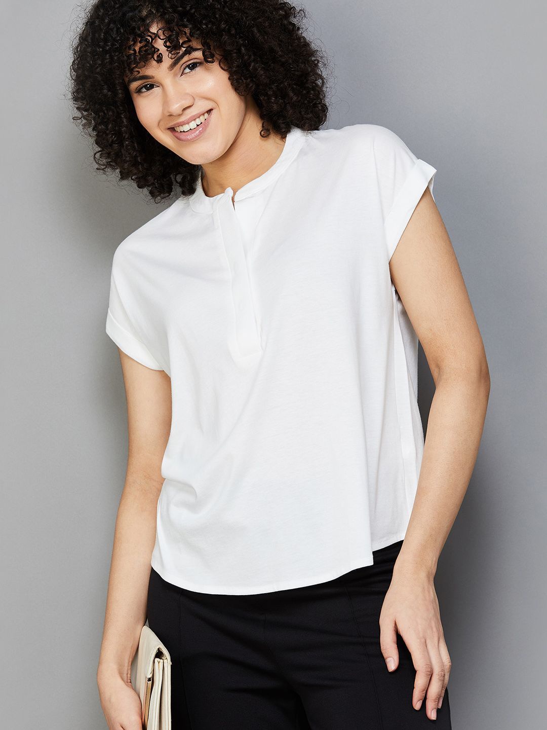 

Fame Forever by Lifestyle Solid Mandarin Collar Top, White