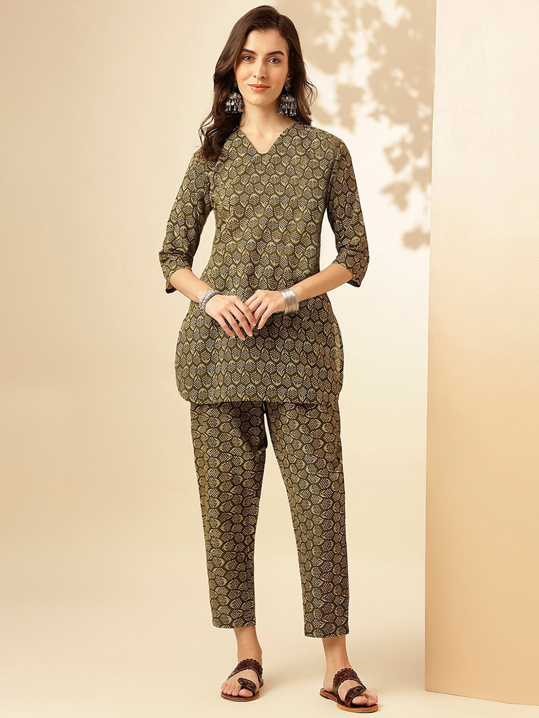 

Saanjh Green & Beige Printed V-Neck Tunic With Trousers