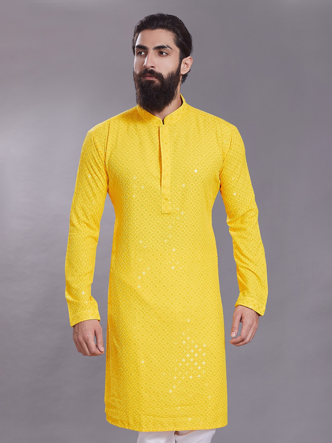 

Rani Saahiba Geometric Woven Design Mandarin Collar Thread Work Straight Kurta, Yellow