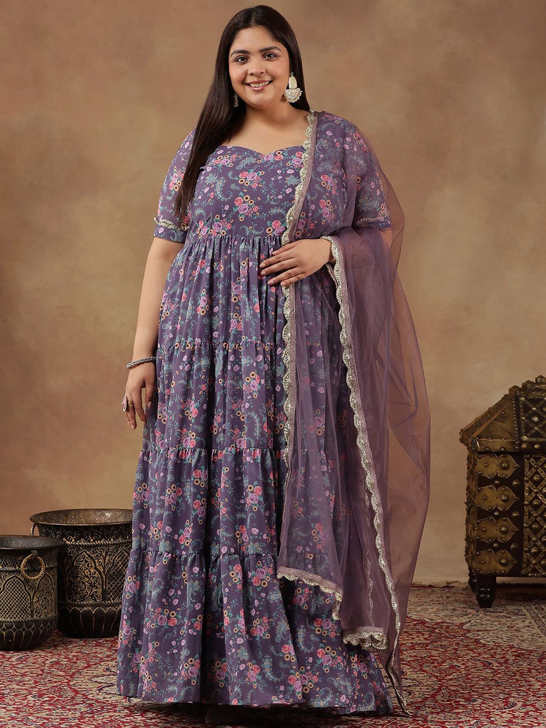 

INDDUS PLUS Plus Size Floral Printed Sweetheart Neck Tiered Anarkali Kurta With Dupatta, Purple