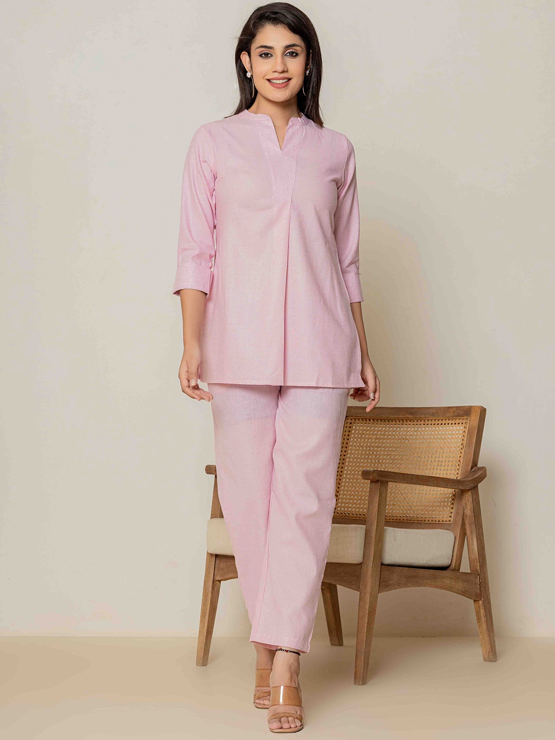 

Do Dhaage Mandarin Collar Pure Cotton Tunic & Trousers, Pink