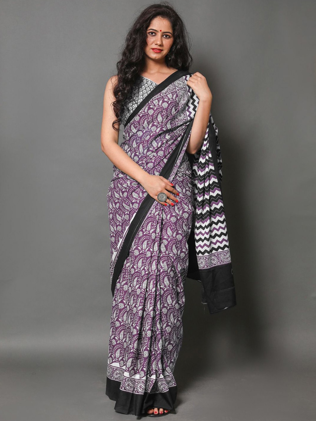 

KALINI Floral Pure Cotton Saree, Purple