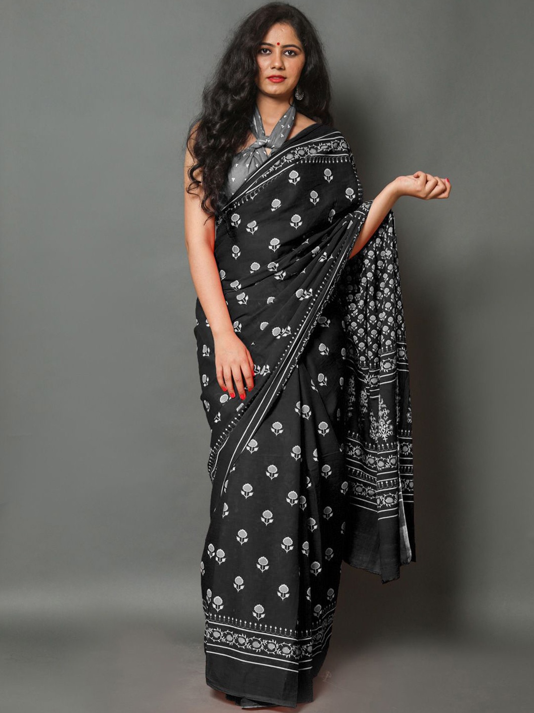 

KALINI Floral Pure Cotton Saree, Black