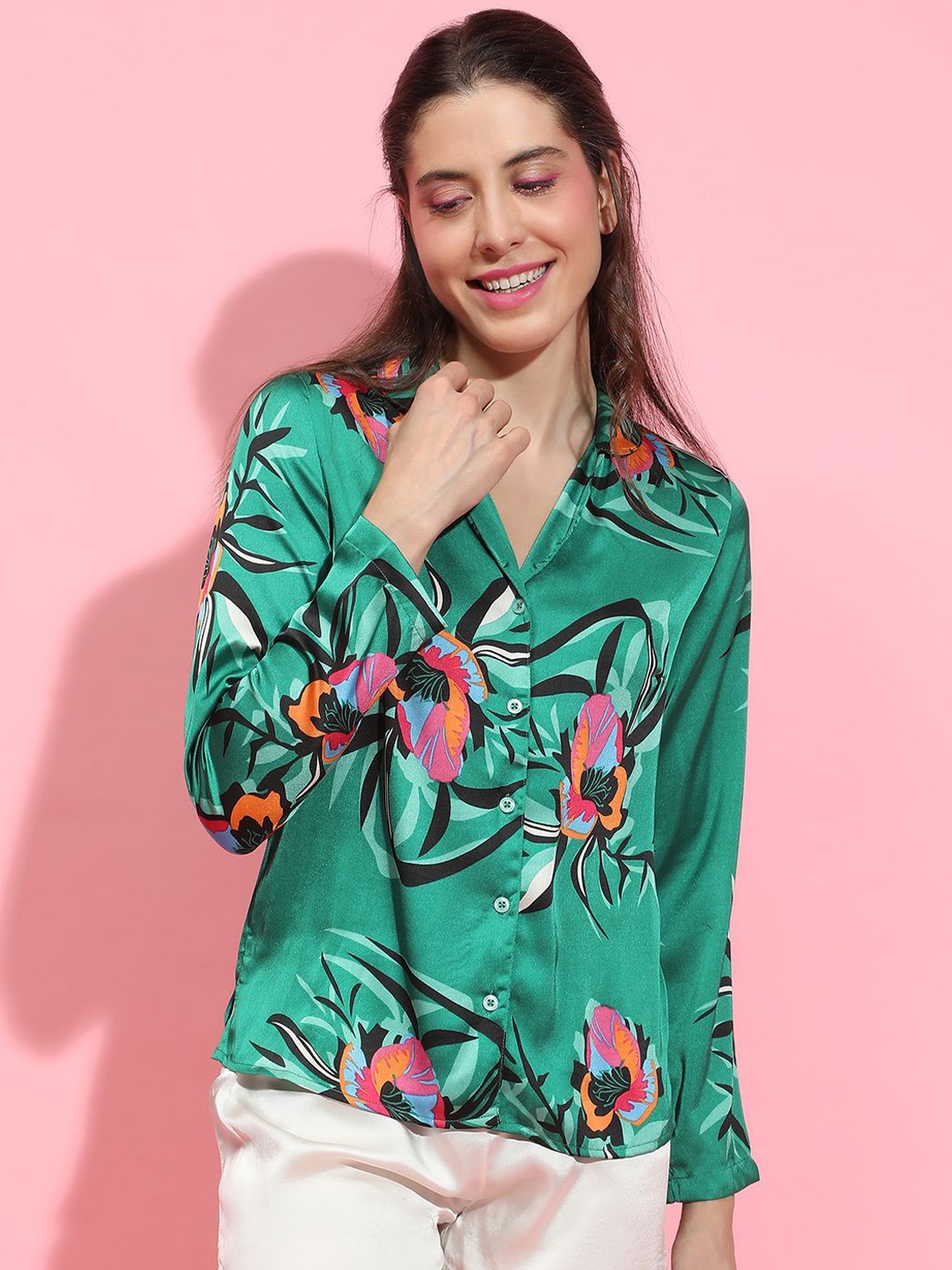 

Oxolloxo Women Floral Printed Spread Collar Casual Shirt, Green