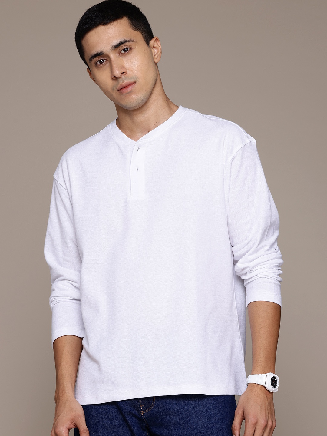 

The Roadster Lifestyle Co. Men Henley Neck Sweatshirt, White