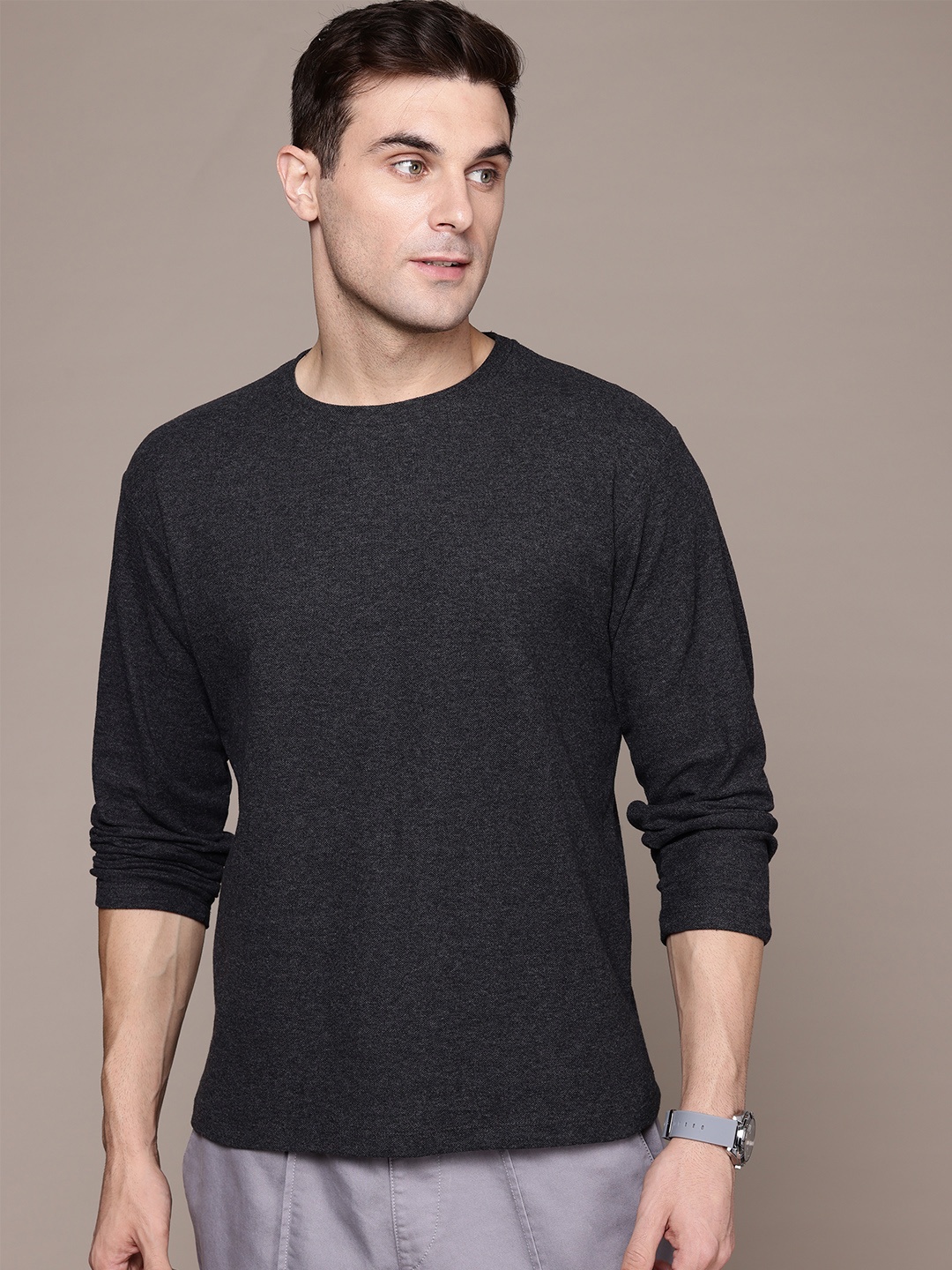

The Roadster Lifestyle Co. Long Sleeves Regular Fit Sweatshirt, Charcoal