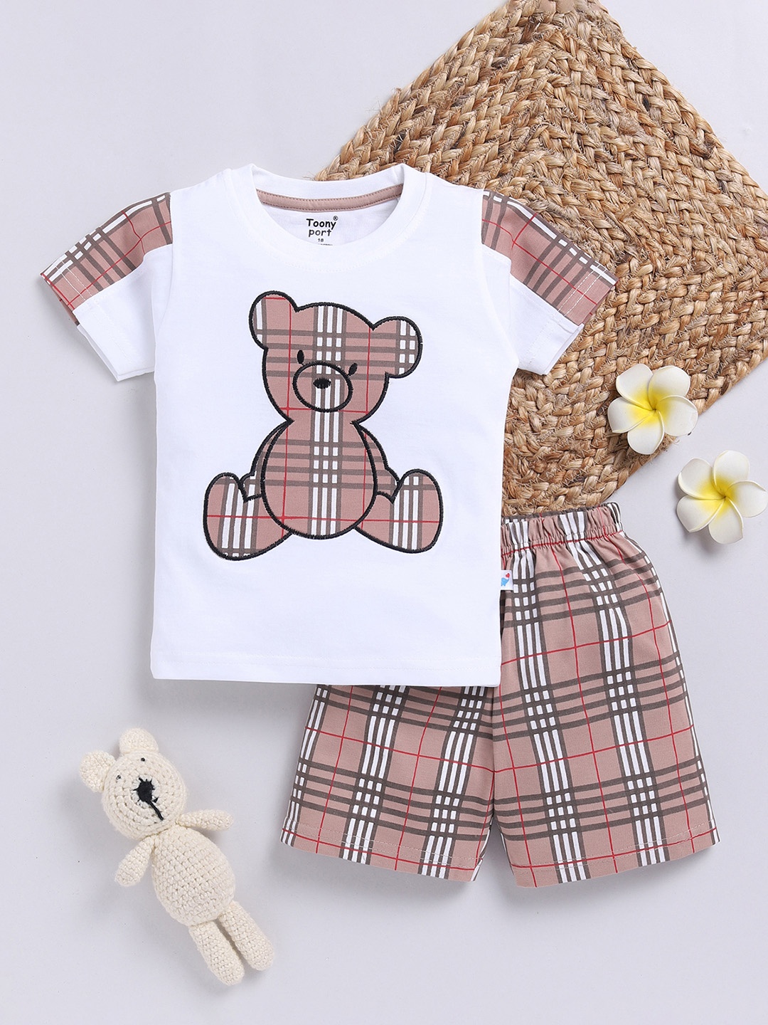 

Toonyport Boys Printed Short Sleeves Pure Cotton T-shirt With Shorts, Beige