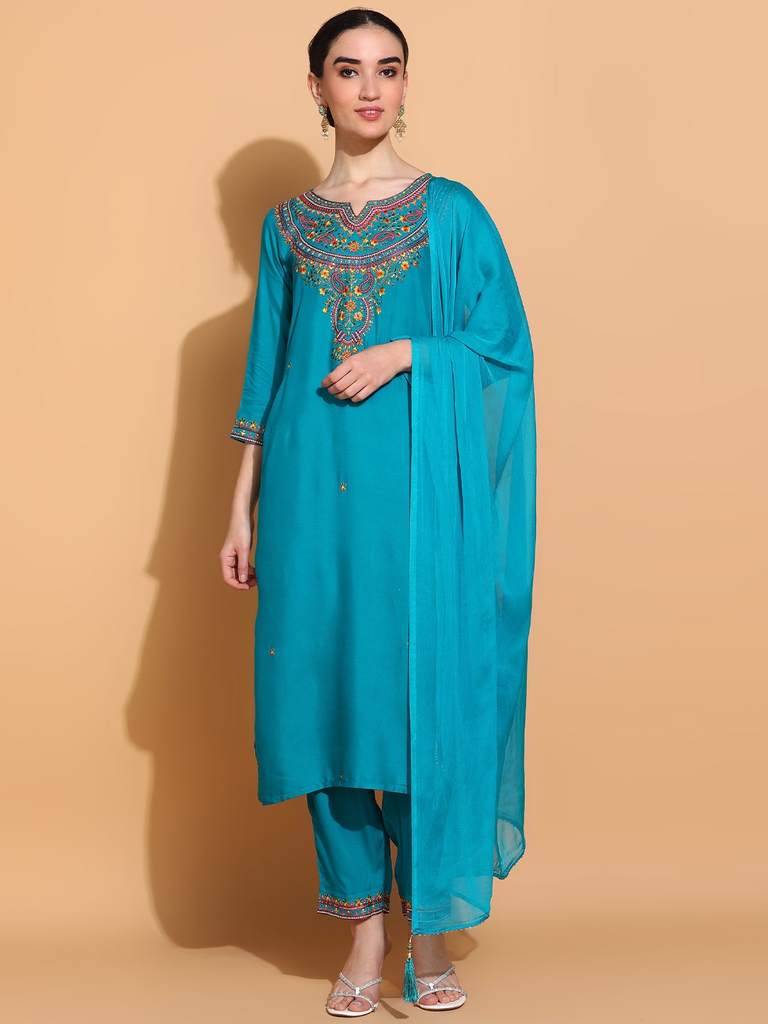 

KALINI Floral Embroidered Regular Thread Work Kurta with Trousers & Dupatta, Teal
