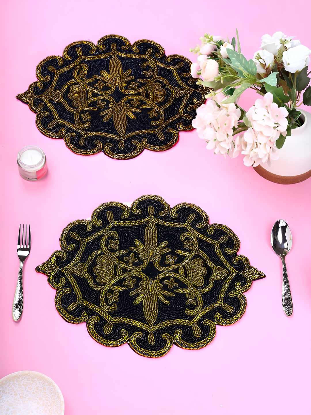 

PURINA'S Black & Beige 2 Pieces Embellished Round Table Placemats