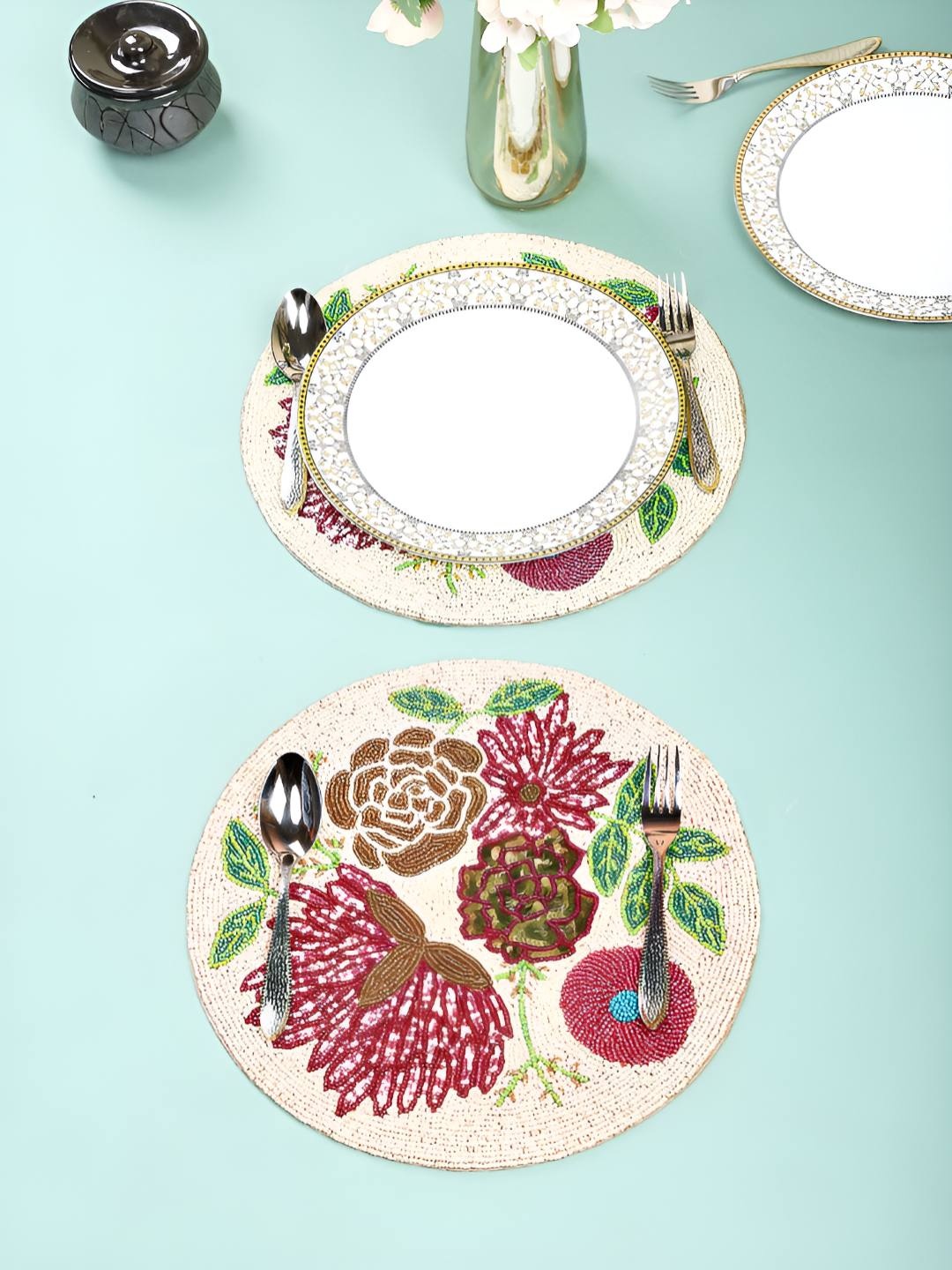

PURINA'S 2-Pcs Cream & Red Floral Round Table Placemats