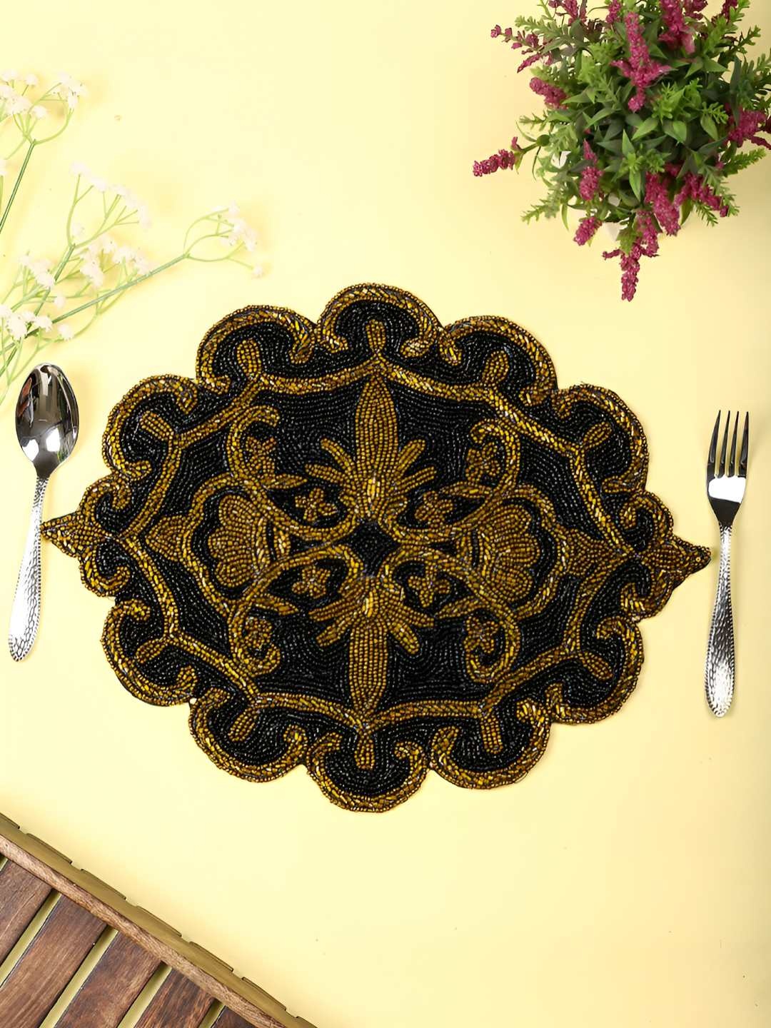 

PURINA'S Black & Copper Toned Floral Embellished Table Placemats