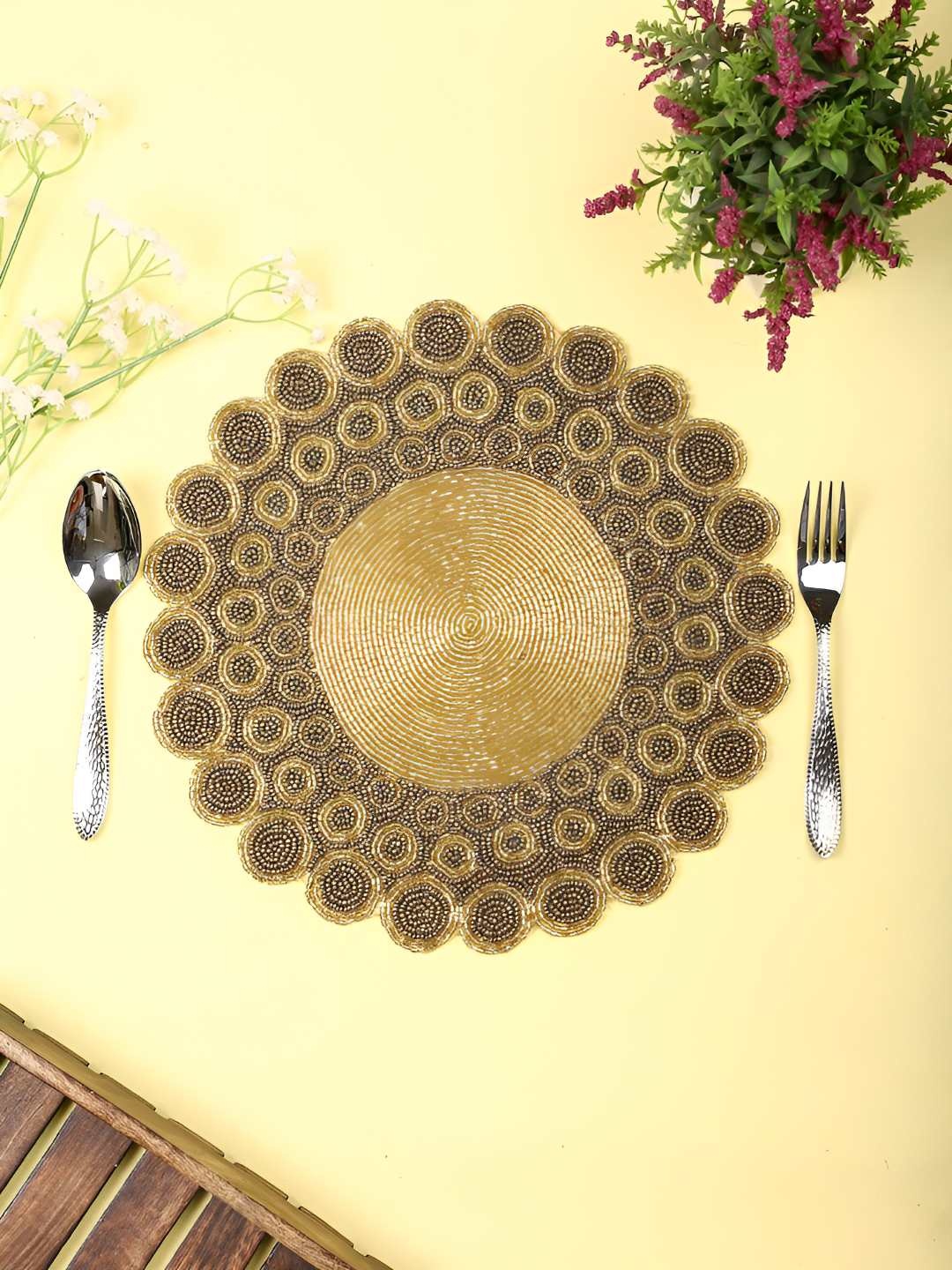 

PURINA'S Brown & Green Beaded Table Placemats