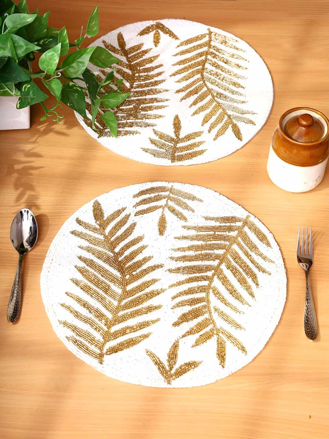 

PURINA'S Gold Toned & White 2 Pieces Beaded Table Placemats