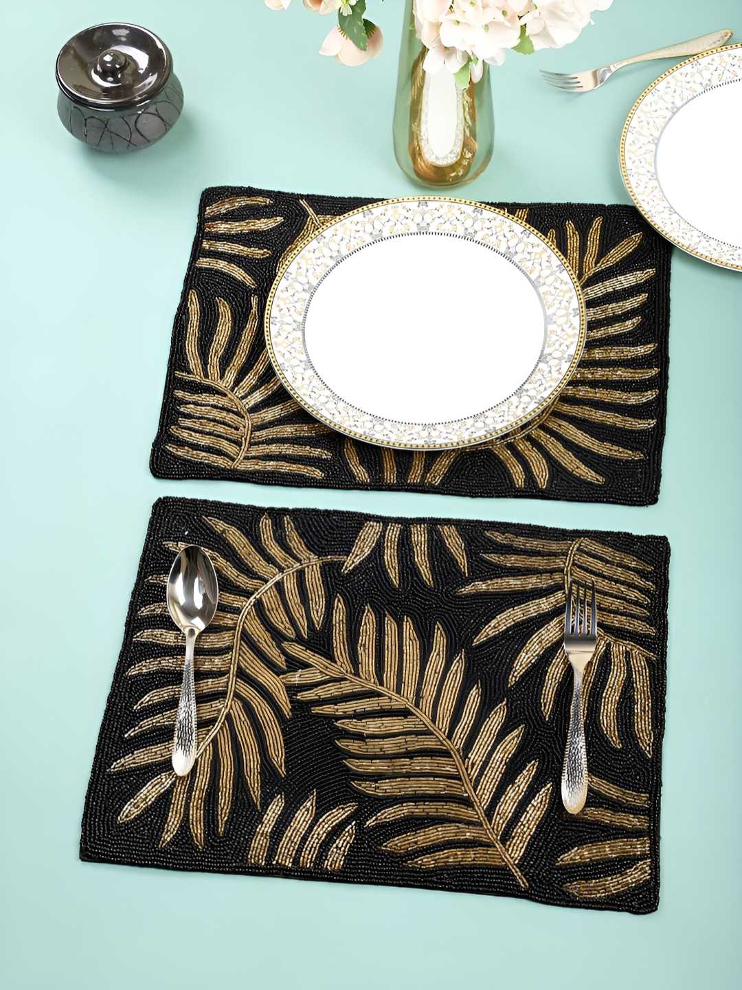 

PURINA'S Black & God Toned 2 Pieces Floral Embellished Rectangle Table Placemats