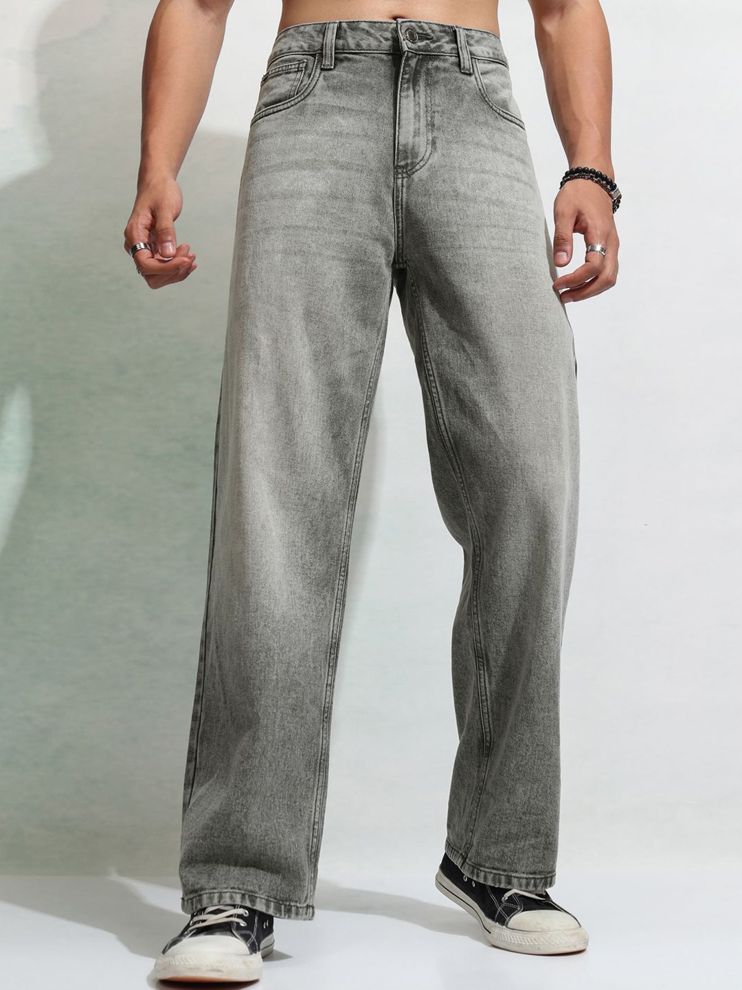 

HIGHLANDER Men Wide Leg Mid-Rise Heavy Fade Jeans, Grey