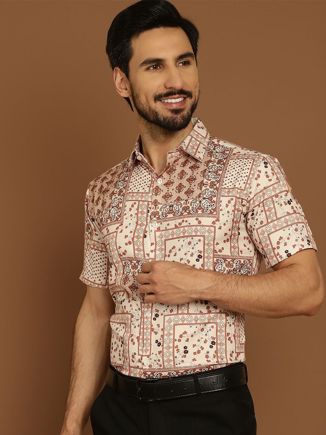 

Indian Needle Men Classic Ethnic Printed Formal Shirt, Peach