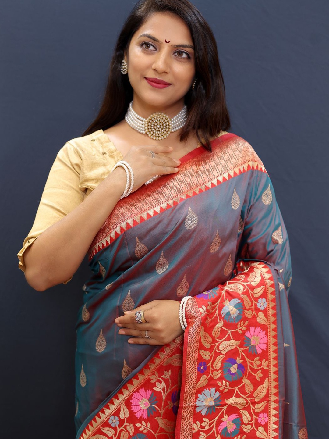 

SGF11 Woven Design Zari Kanjeevaram Saree, Teal