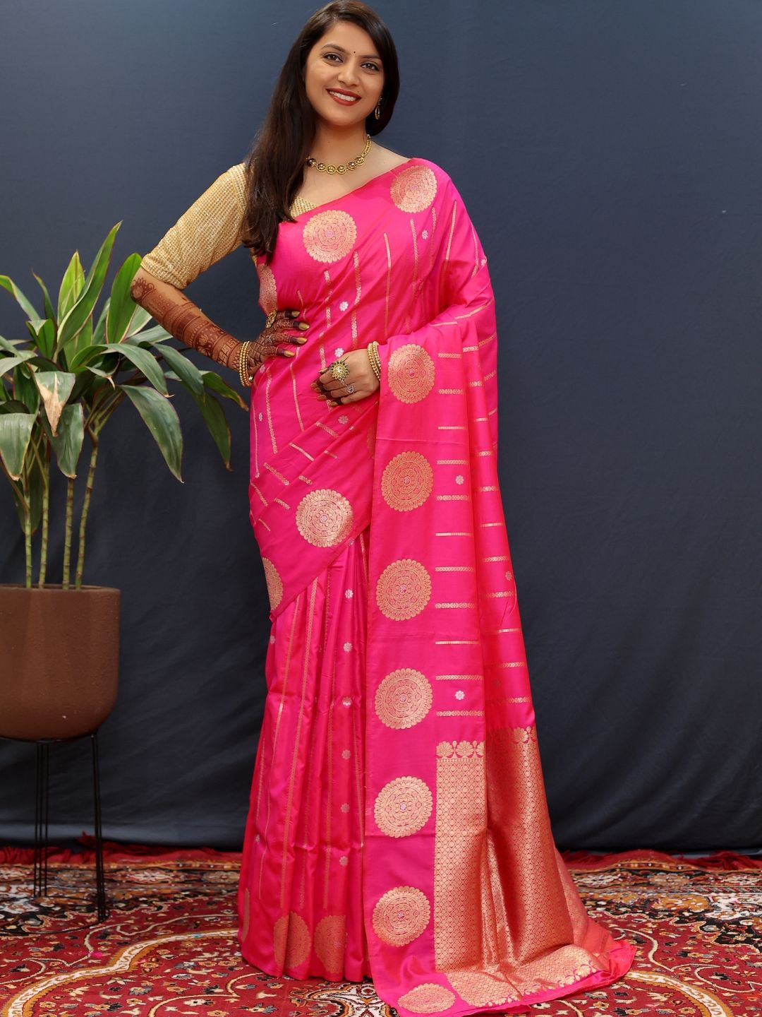 

SGF11 Zari Woven Design Kanjeevaram Saree, Pink