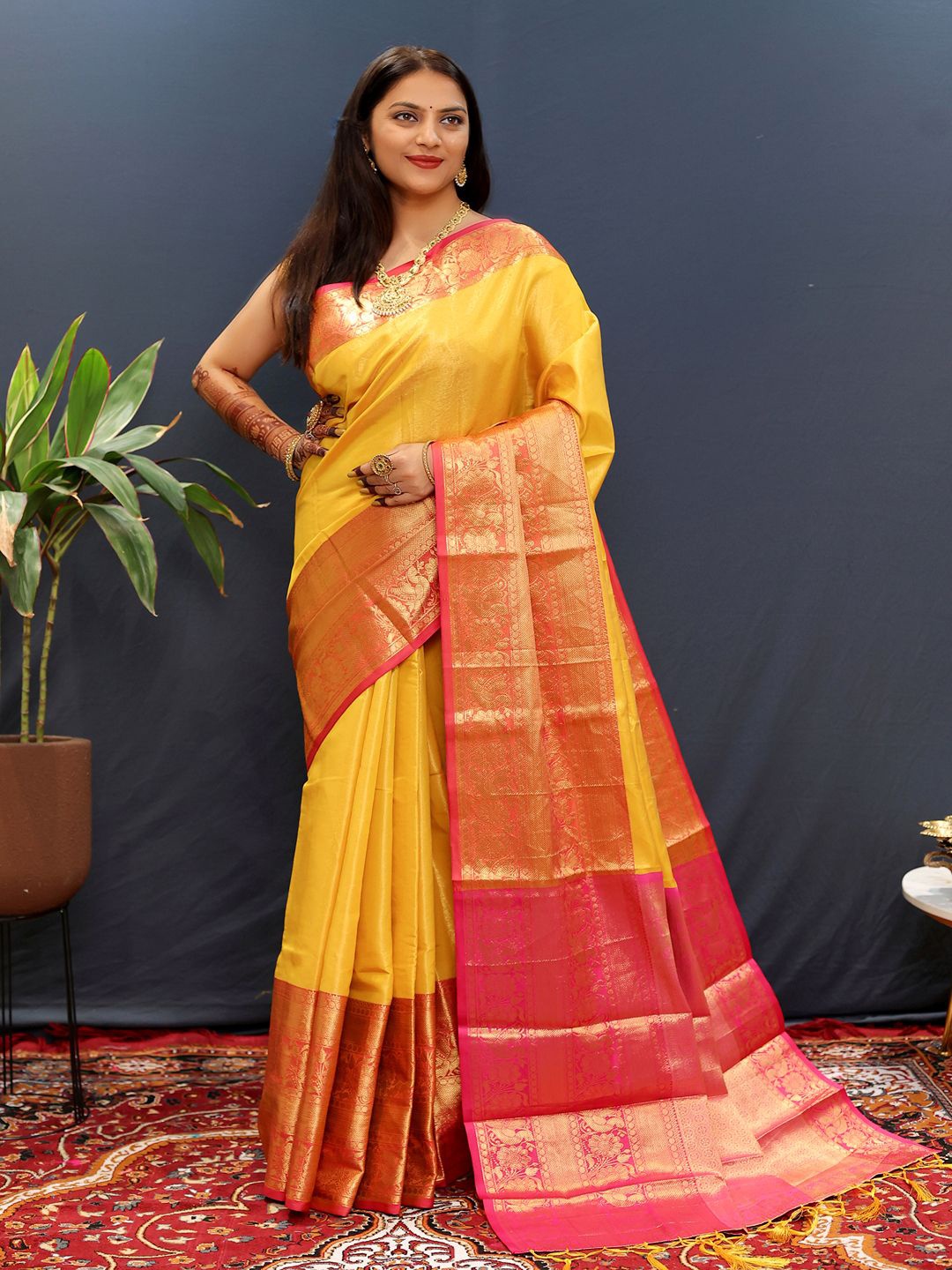 

SGF11 Zari Kanjeevaram Saree, Yellow