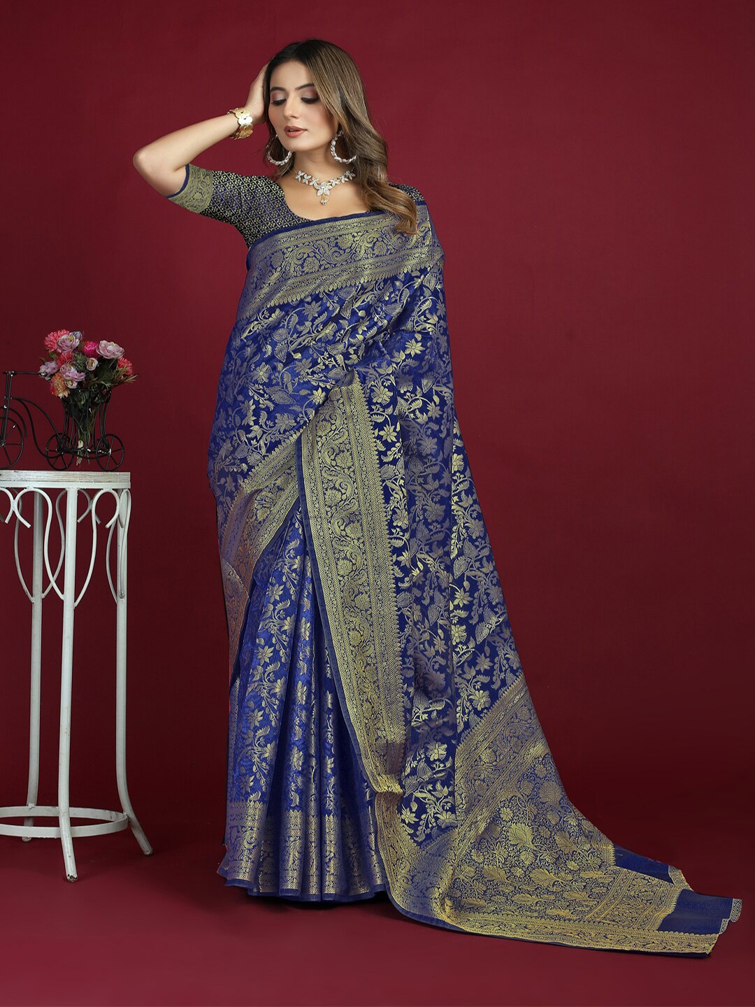 

SGF11 Woven Design Zari Kanjeevaram Saree, Navy blue