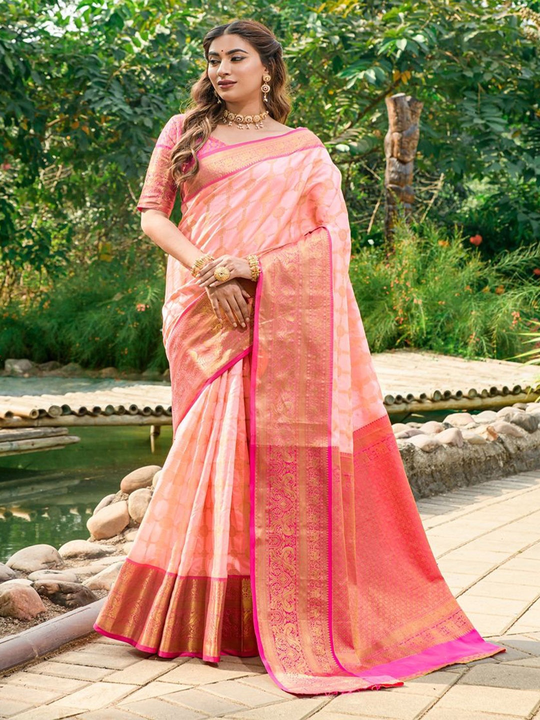 

SGF11 Ethnic Motifs Zari Kanjeevaram Saree, Peach