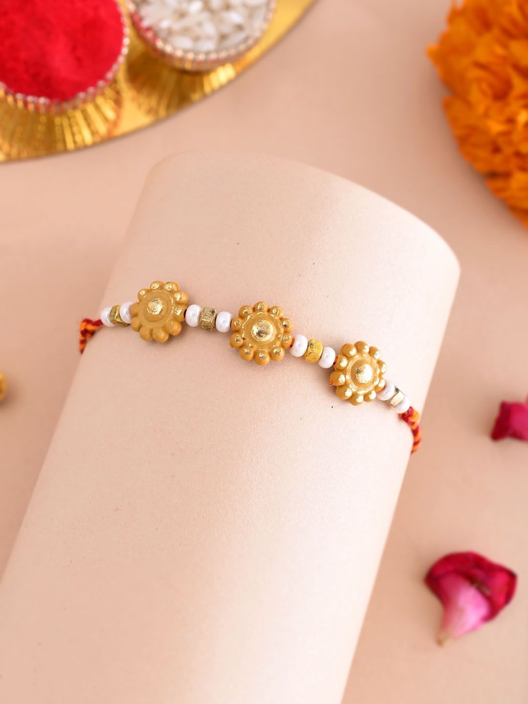 

Aapno Rajasthan Beaded Rakhi With Roli Chawal & Greetings Card, Yellow