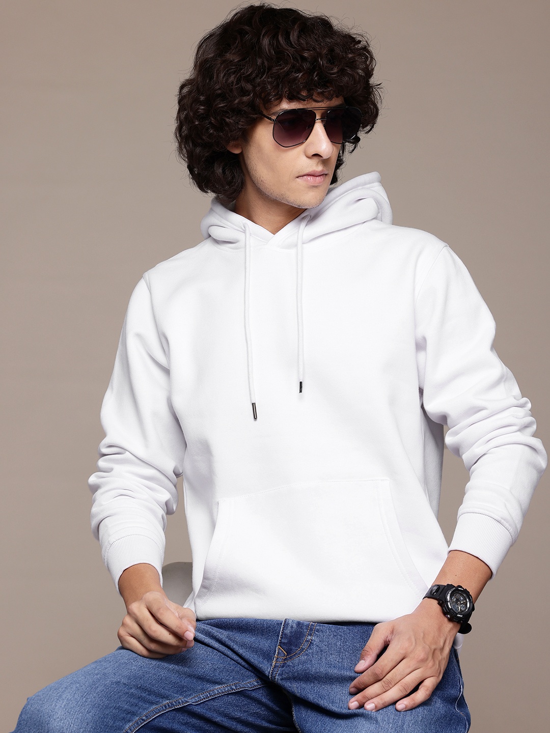 

Roadster Men Hooded Sweatshirt, White