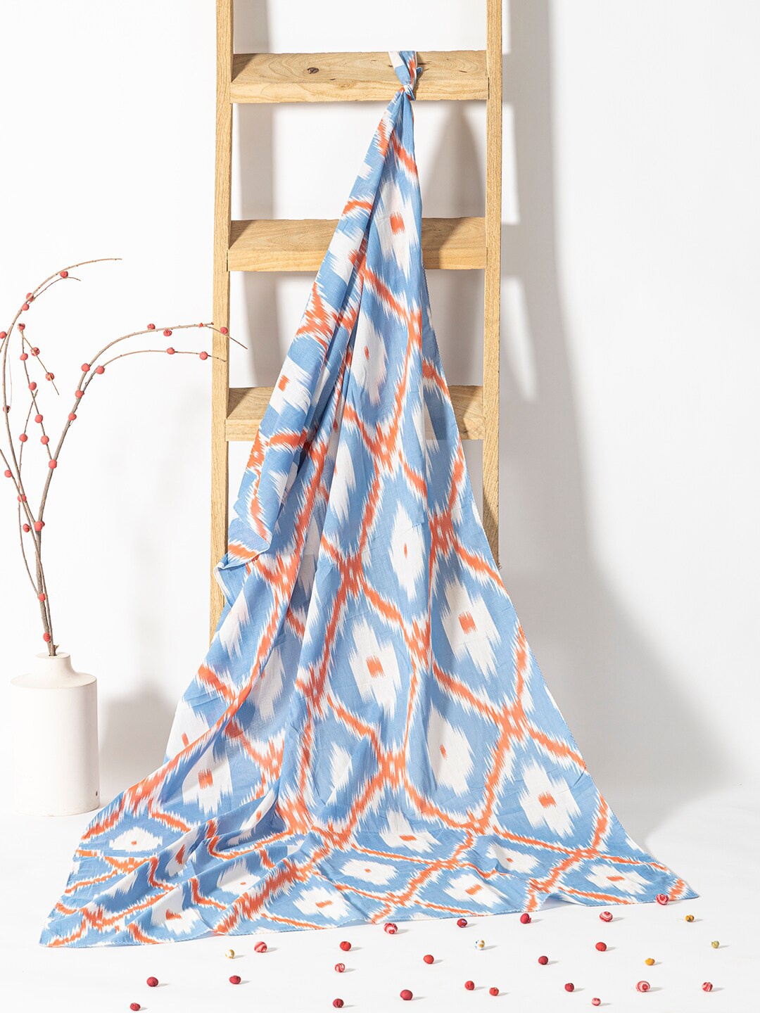 

Contrast Living Women Printed Pure Cotton Scarf, Blue