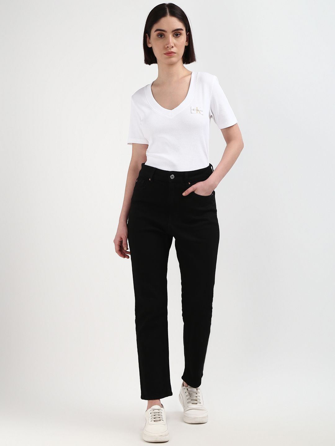 

Calvin Klein Jeans Women Solid V-Neck T-shirt, White