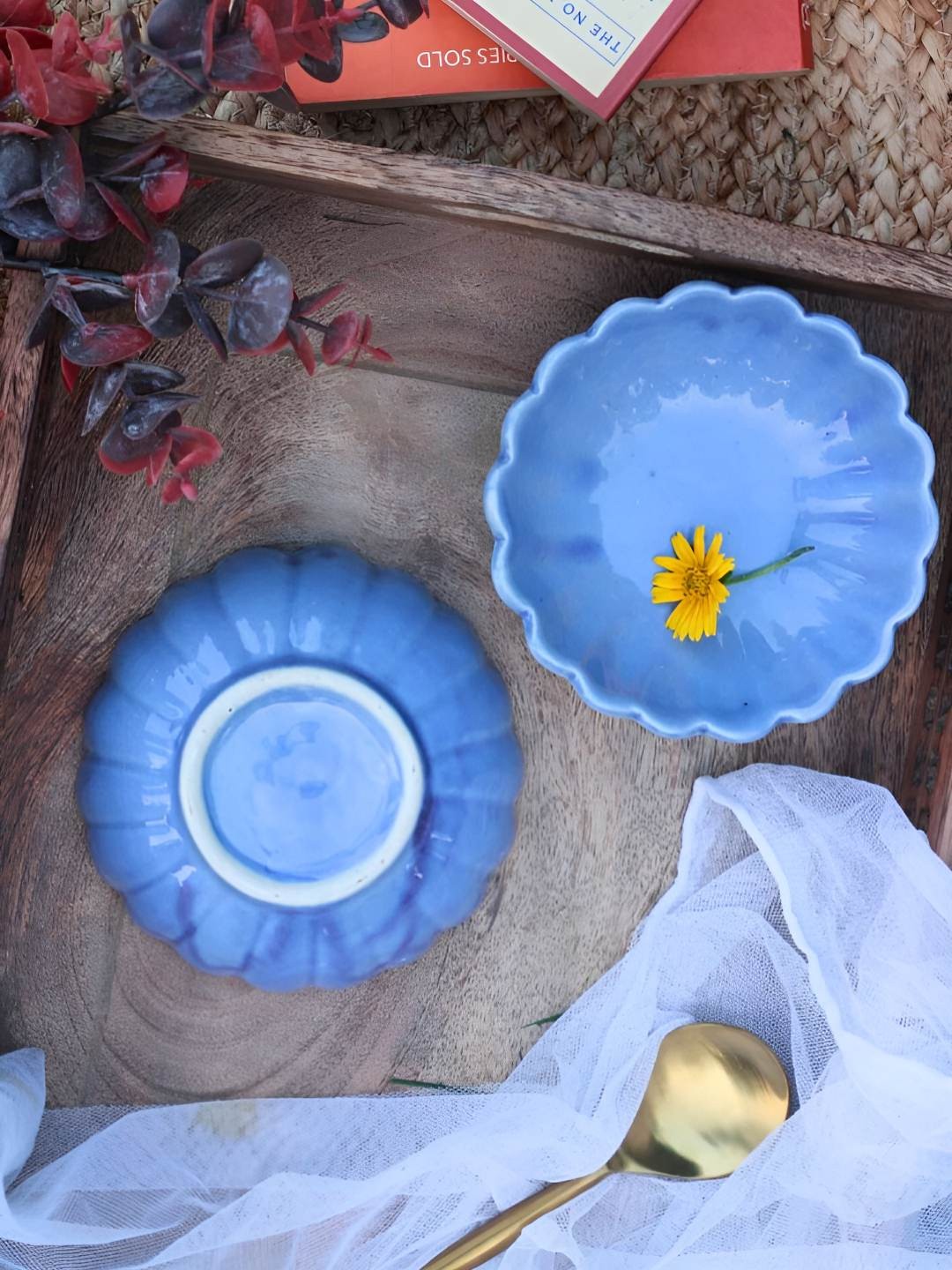 

WEAVING HOMES Blue 2 Pieces Textured Microwave Safe Glossy Ceramic Serving Bowls