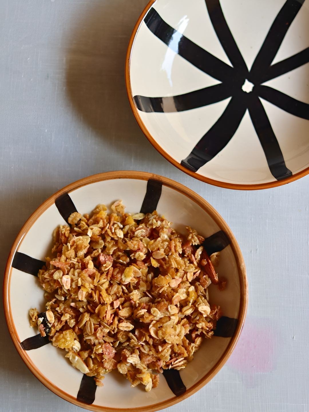 

WEAVING HOMES White & Black 2 Pcs Printed Microwave Safe Ceramic Serving Bowls 160 ml Each