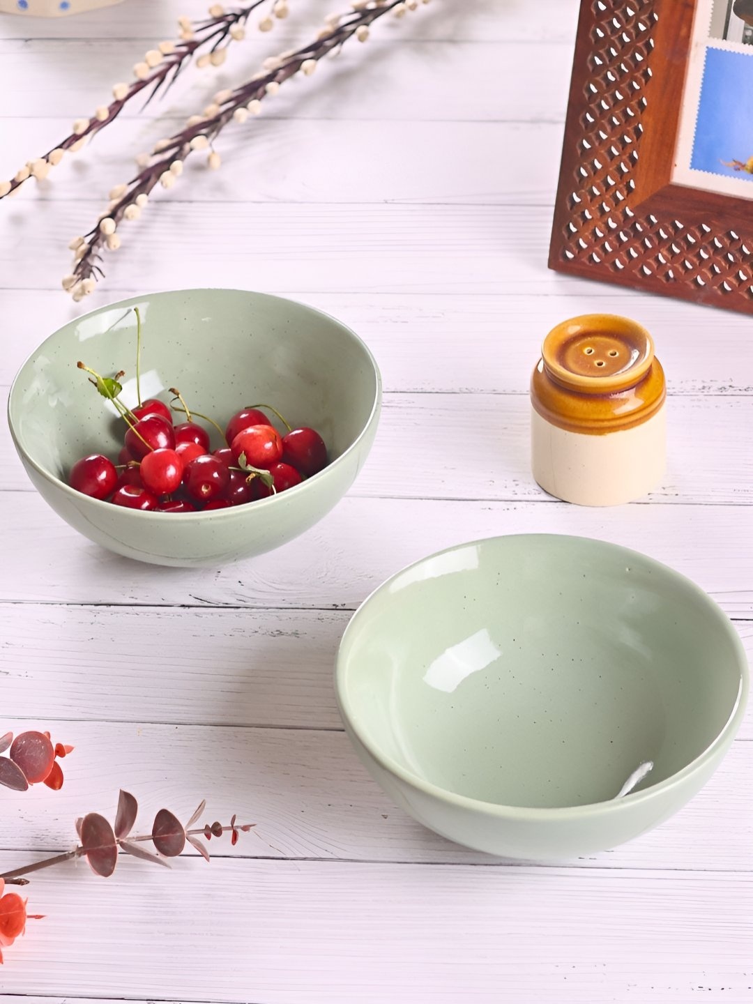 

WEAVING HOMES Green 2 Pieces Ceramic Glossy Finished Serving Bowls