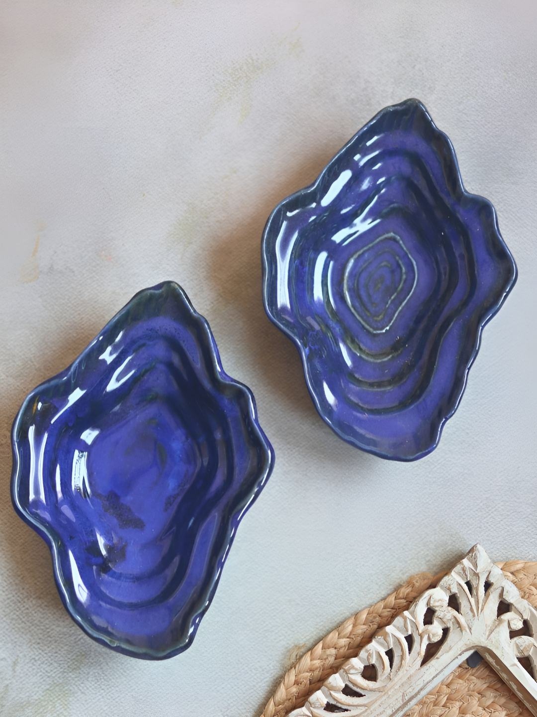 

WEAVING HOMES Blue 2 Pieces Textured Dishwasher Safe Ceramic Bowls