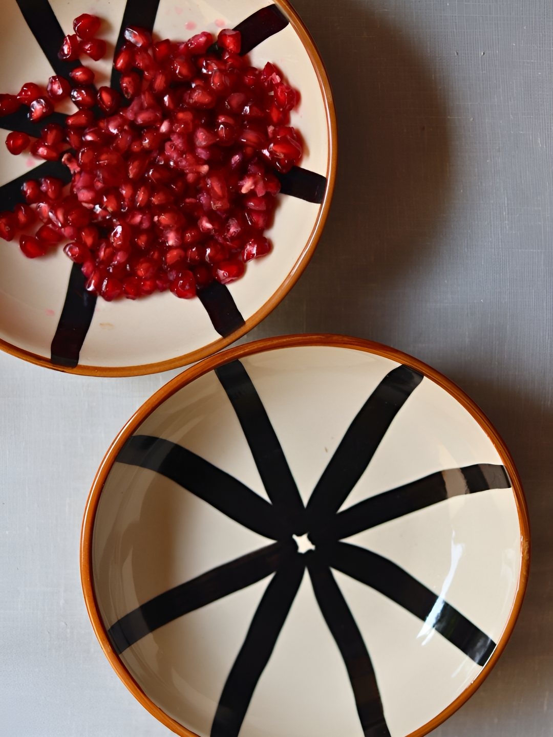 

WEAVING HOMES White & Black 2 Pieces Printed Ceramic Glossy Finished Bowl