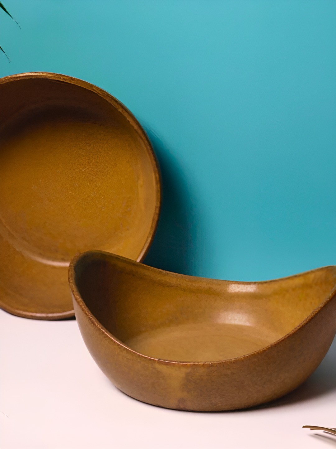 

WEAVING HOMES Brown 2 Pieces Dishwasher Safe Ceramic Serving Bowls
