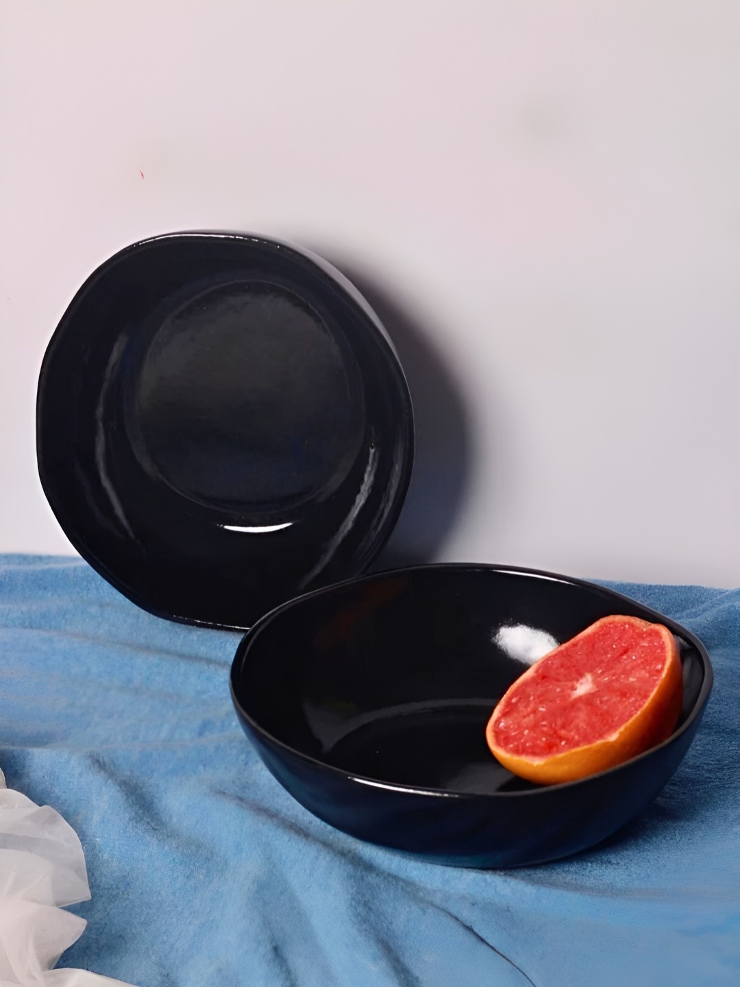 

WEAVING HOMES Black 2 Pieces Ceramic Glossy Finished Curry Serving Bowls