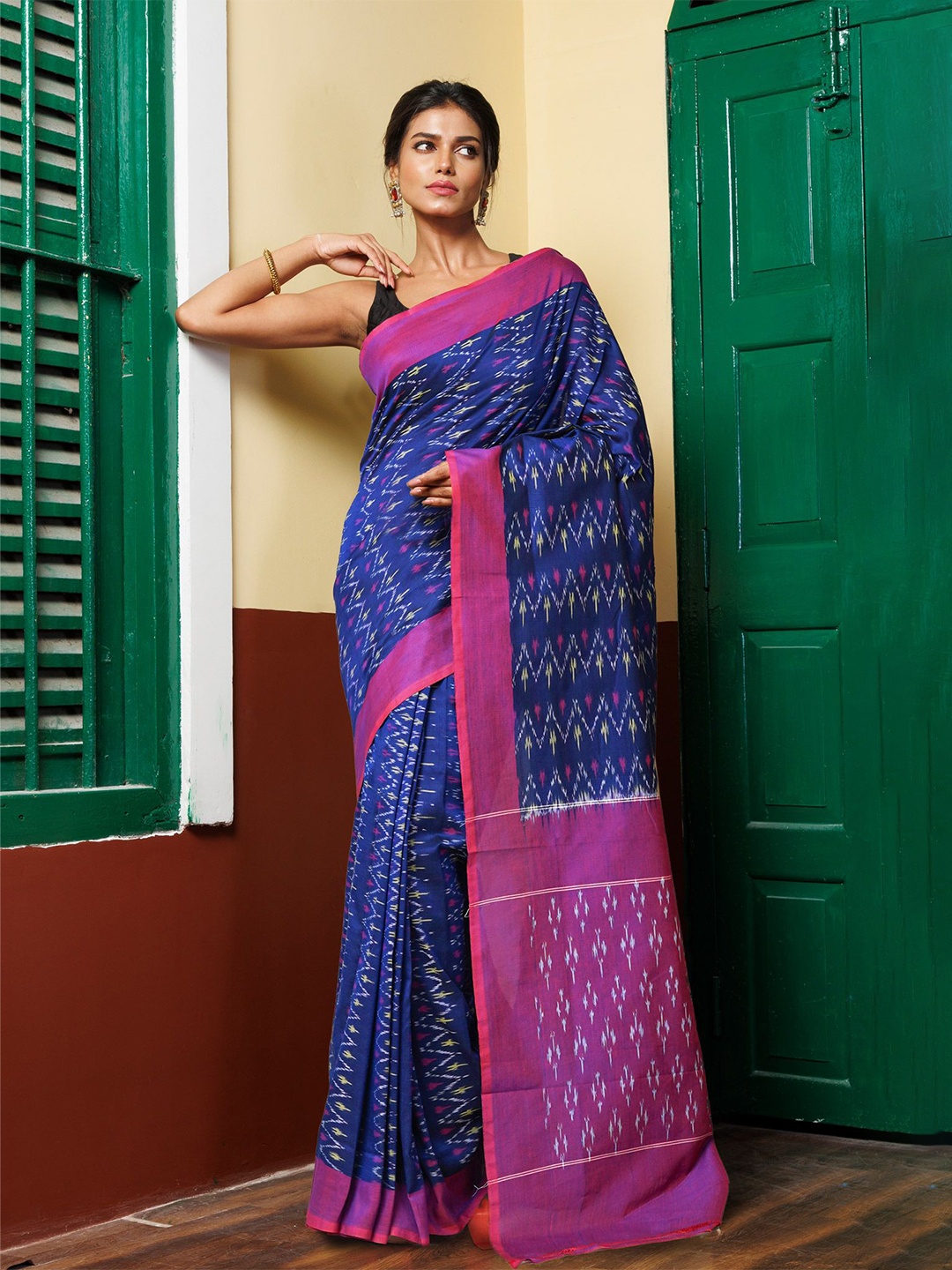 

Unnati Silks Handloom Pochampally Saree, Blue
